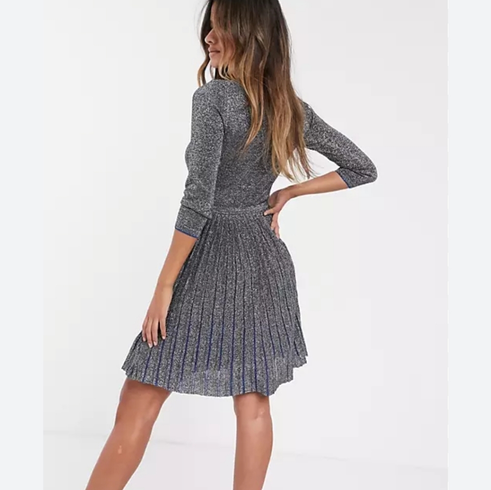 Ted Baker Noaleen Metallic Dress Sz 10  (Ted sz 4) - Picture 3 of 8